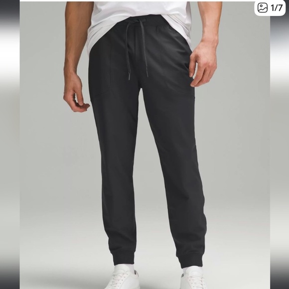 lululemon athletica ABC Joggers in black size medium